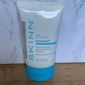 🆕 Microdermabrasion Treatment Skinn Cosmetics